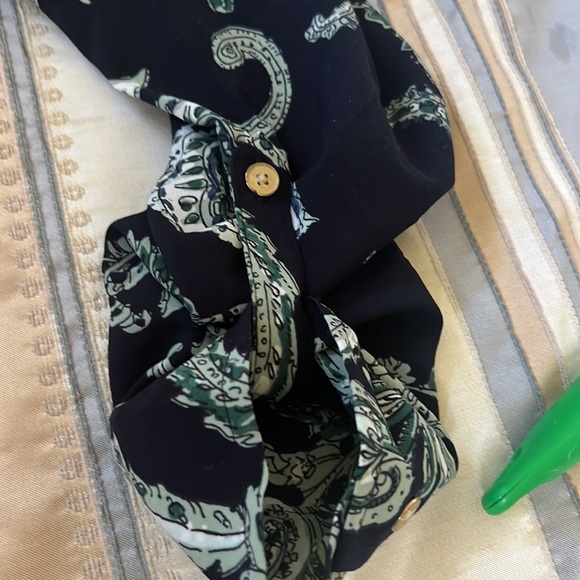 πΉRight blend of classy & Special Printed women dress buttons down size PM - Picture 13 of 13